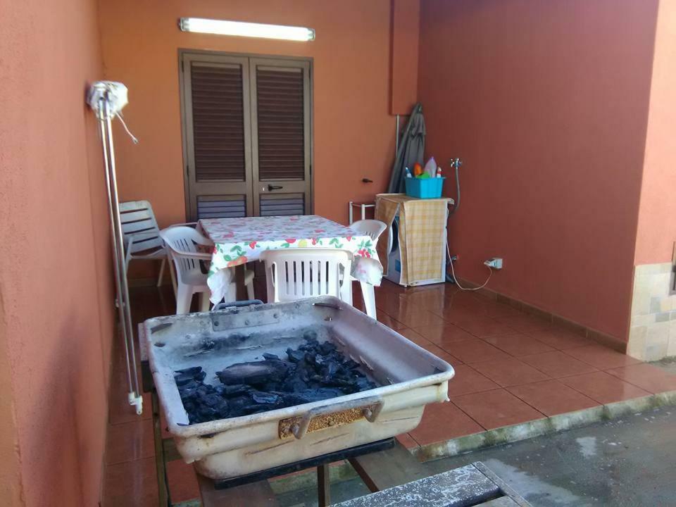Fossarunza Beach Villa Marsala Exterior foto